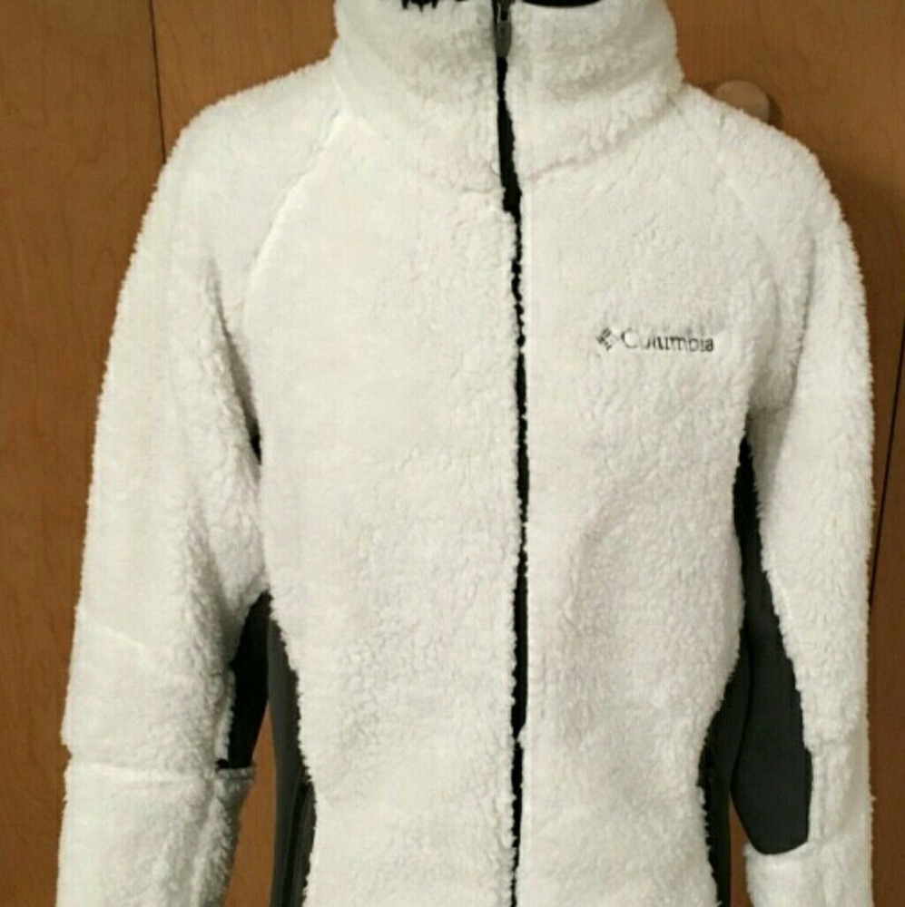 Columbia Sport Wear